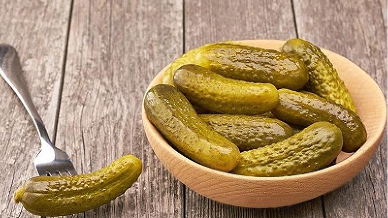 چکار کنیم خیار شور کپک نزند