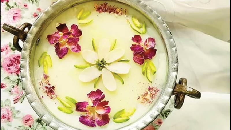 طرز تهیه گل پالوده گیلانی