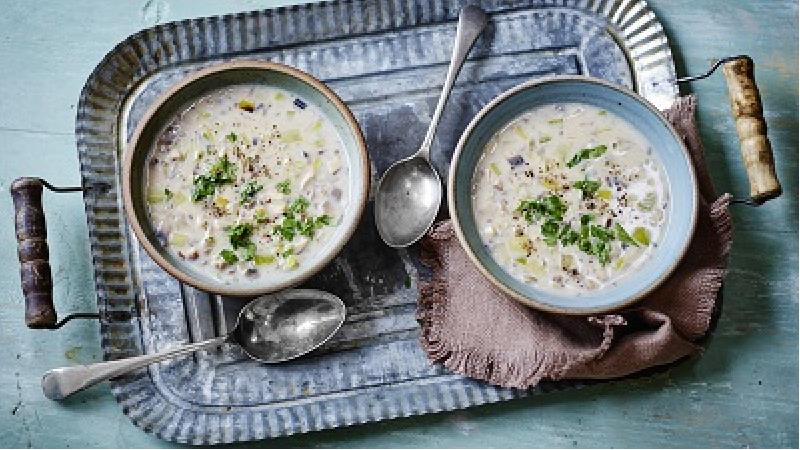 سوپ قارچ غلیظ بدون خامه؛ طرز تهیه و دستور پخت