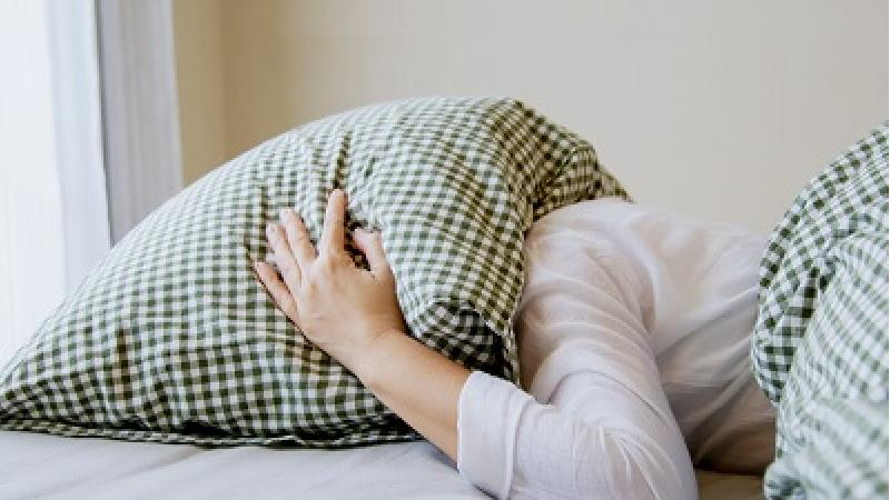 خوراکی مفید برای درمان خانگی بی خوابی