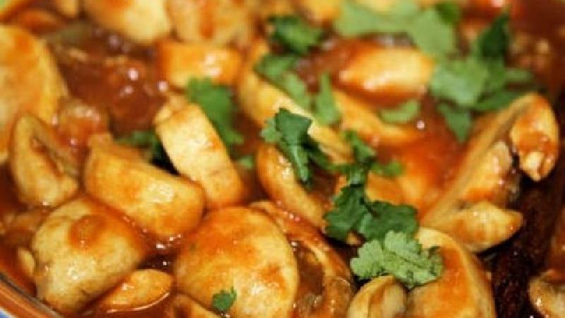 خورش قیمه با قارچ و بدون گوشت؛ طرز تهیه کامل