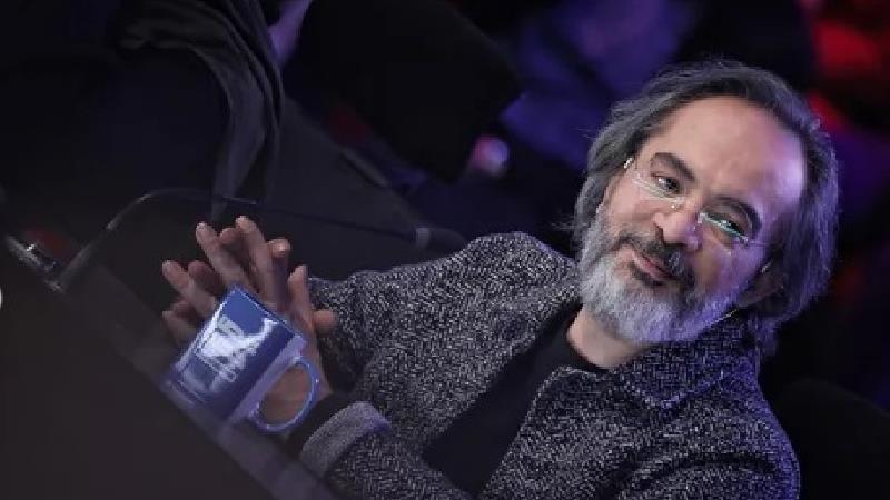 نظر کارن همایونفر درباره عصر جدید چطور تغییر کرد