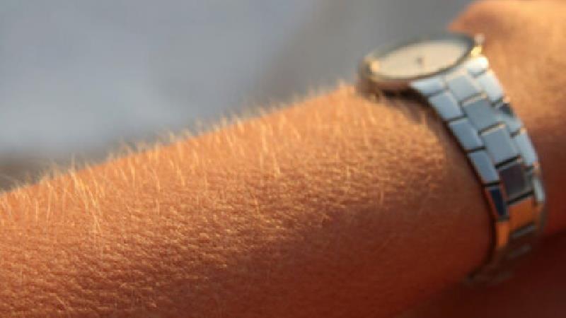 دلیل علمی سیخ شدن موی تن چیست