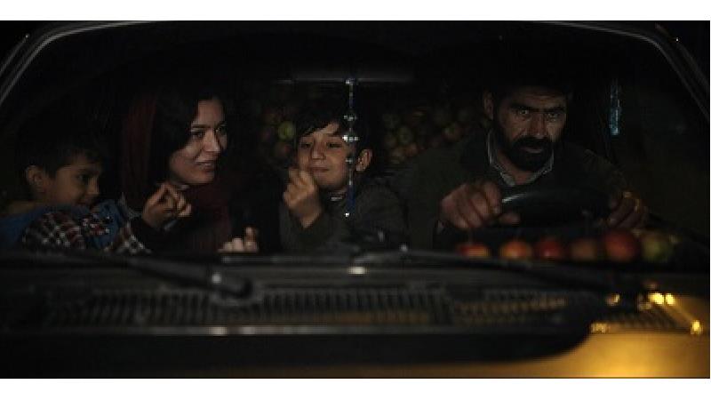 معرفی فیلم روز سیب، خلاصه داستان و بازیگران