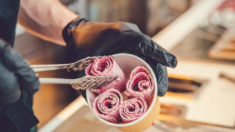 آموزش تهیه بستنی رولی در خانه