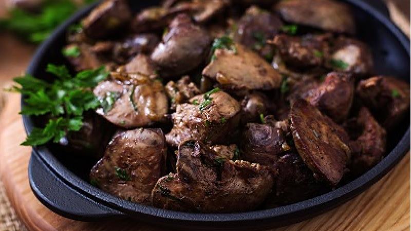 جگر مرغ را چگونه درست کنیم؛ با سیب زمینی و پنیر