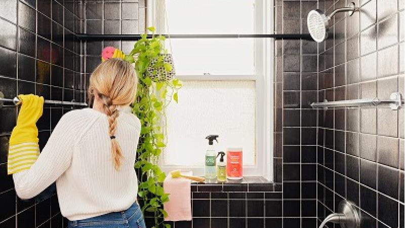 ترفندهایی برای نظافت حمام به بهترین شکل