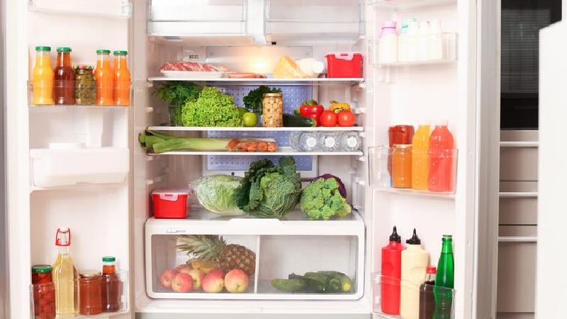 بهترین ترفندها برای بیشتر کردن ماندگاری مواد غذایی در یخچال