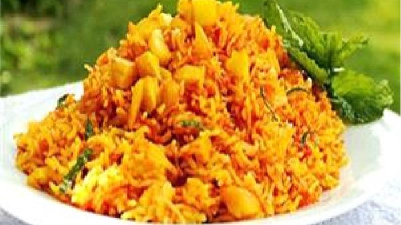 دستور پخت استانبولی پلو با سیب زمینی و رب