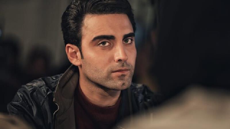 نقد سریال بی همگان؛ داستان تکراری اما جذاب