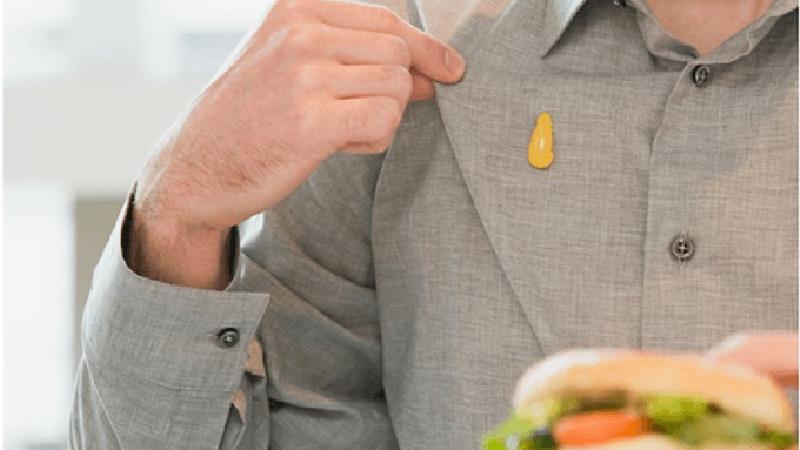 ترفندهایی برای پاک کردن انواع لکه ها از روی لباس