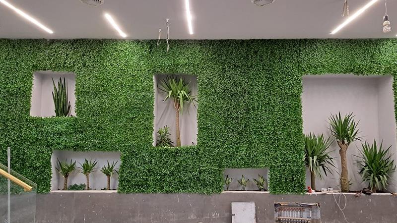 مراحل نصب دیوار سبز مصنوعی