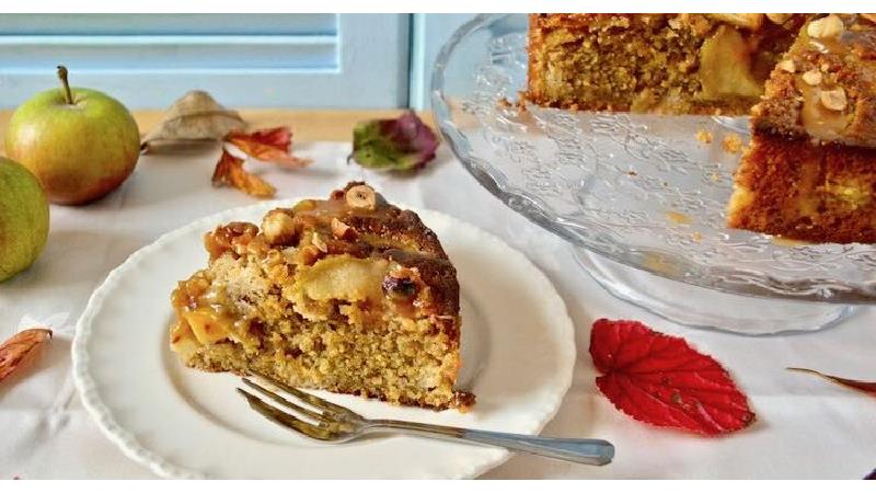 دستور پخت کامل کیک سیب دارچین