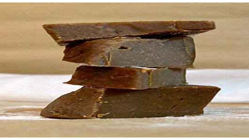 خواص و مضرات قره قروت در طب سنتی چیست