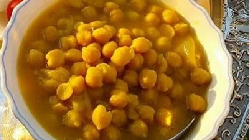 طرز تهیه نخود آب؛ غذای مفید برای سرماخوردگی