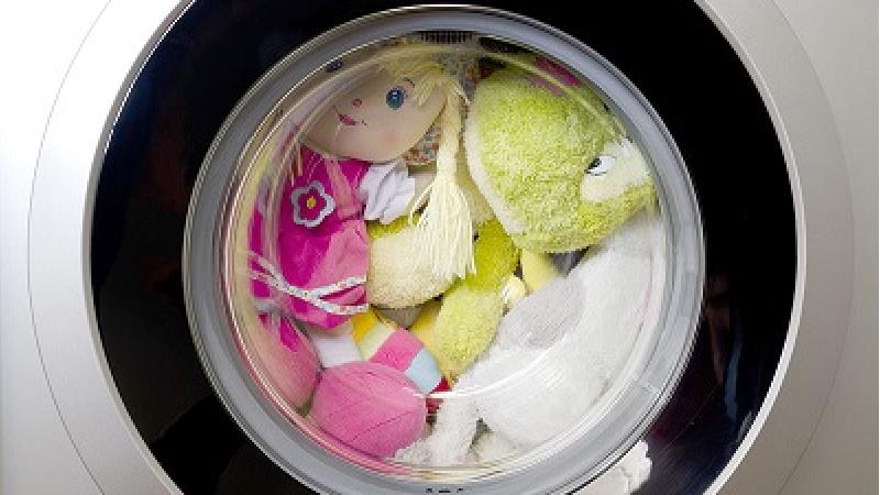 نحوه درست شستن اسباب بازی کودکان