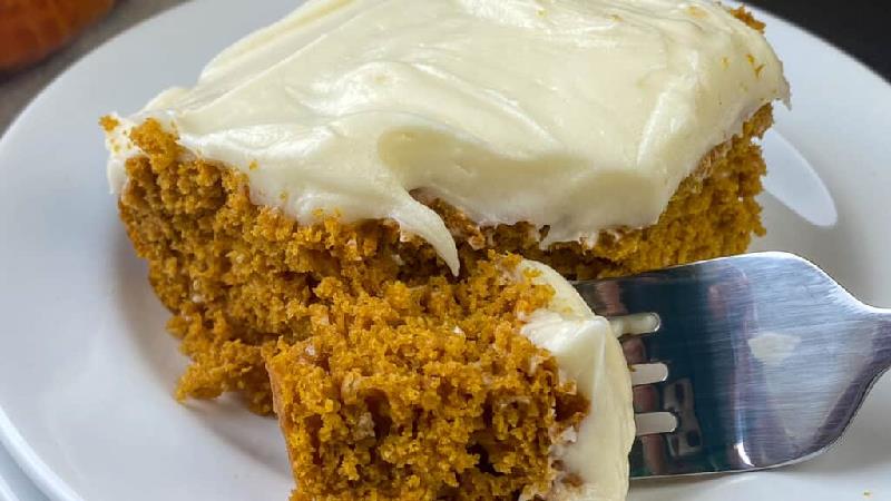 کیک هویج و کدو حلوایی؛ دستور پخت کامل