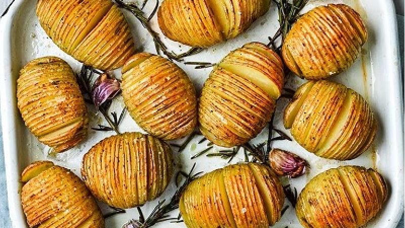 پوست سیب زمینی برای چی خوب است؛ از مو وصورت تا سنگ گلیه