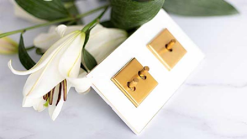 کلید و پریز اهرمی چیست و چه تفاوتی با مدرن دارد؟