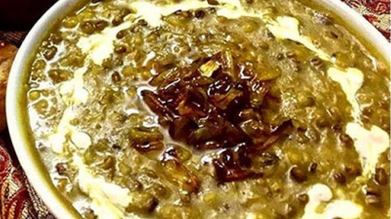 دستور پخت آش ماش با شلغم و پای مرغ