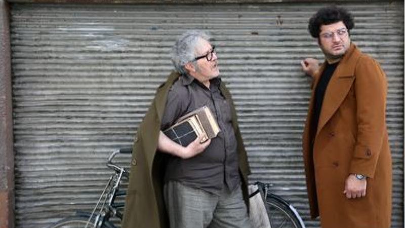 خلاصه داستان، بازیگران و نقد فیلم پالتوی شتری