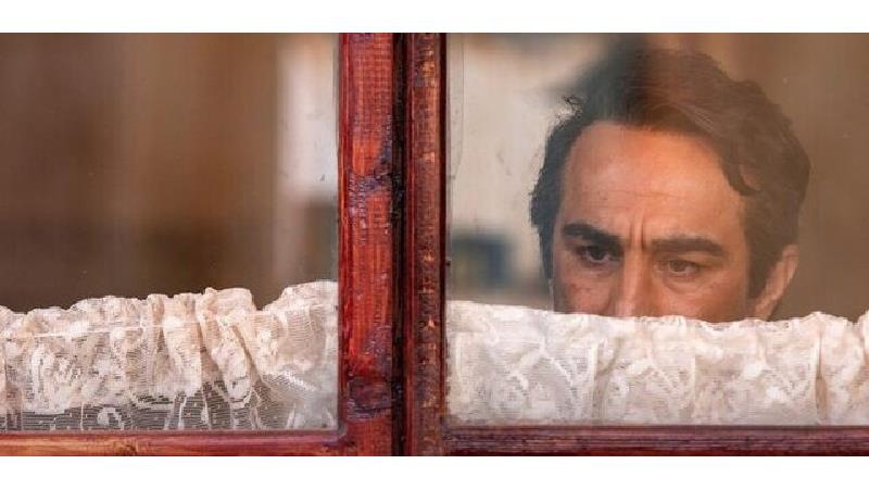 نقدی بر سریال رهایم کن؛ یک عاشقانه عجیب