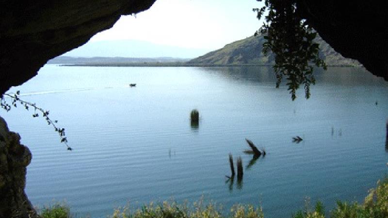 راهنمای کامل سفر به دریاچه پریشان در استان فارس