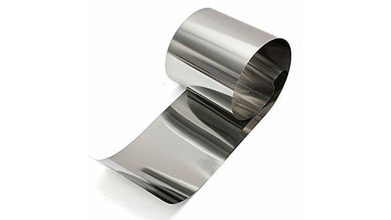 چرا ورق استیل بهترین گزینه برای صنایع خودروسازی است؟