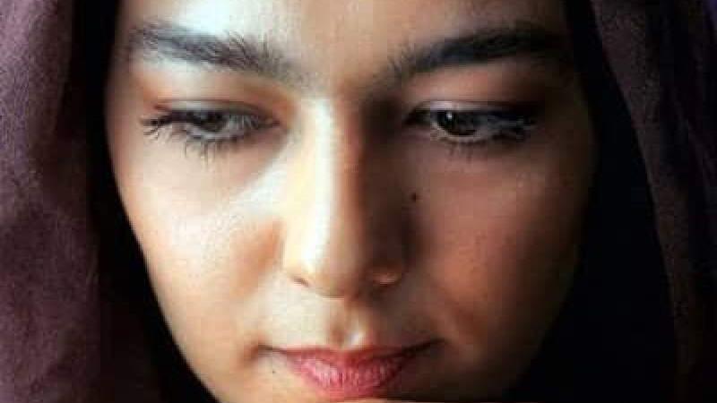 بیوگرافی پوپک گلدره بازیگر نقش دریا در سریال دنیای شیرین دریا