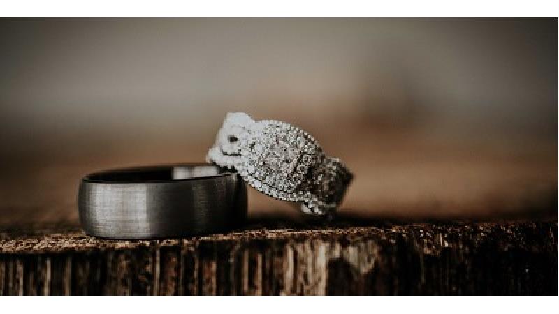 چرا زن به شوهر خود خیانت میکند ؟