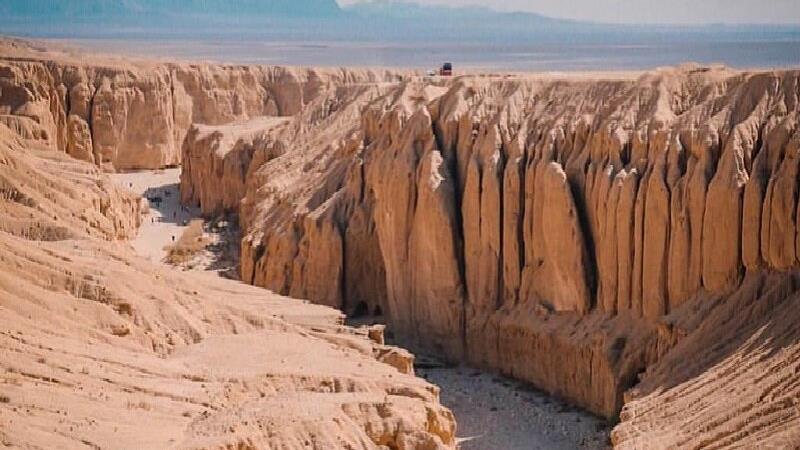 طبس چه جاهای دیدنی دارد؛ از آبشار نمکی تا دره اسرارآمیز