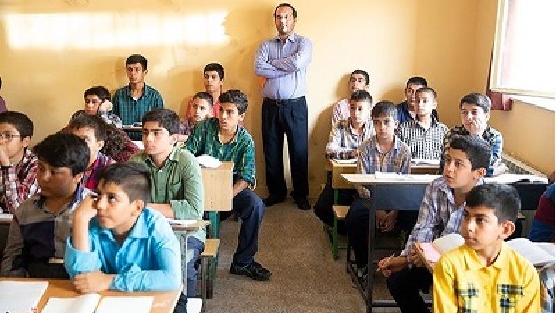 معرفی کامل سریال فراری؛ خلاصه داستان و بازیگران