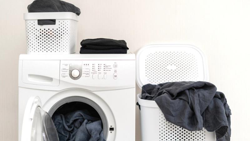 چکار کنیم لباس مشکی موقع شستن بور نشود