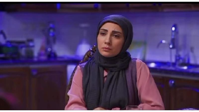 بیوگرافی بهناز نادری بازیگر نقش سارا در سریال محرمانه