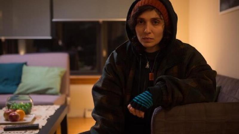 خلاصه داستان و بازیگران فیلم ستاره بازی