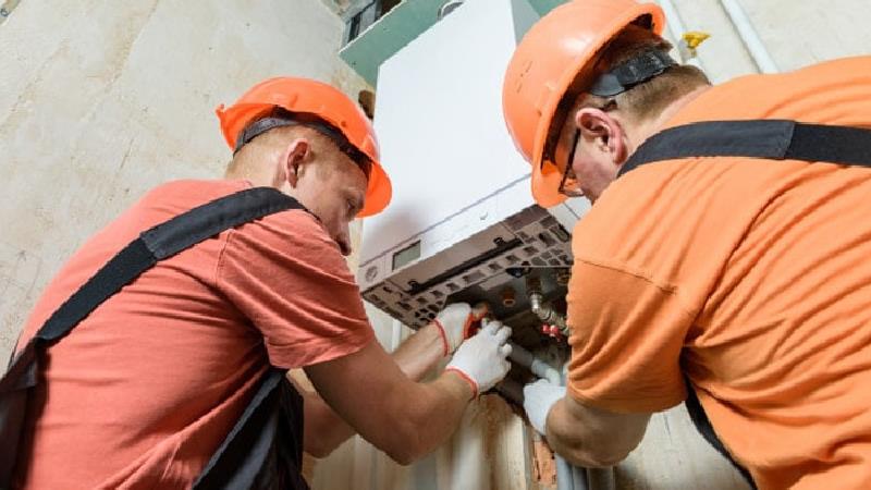 دلایل اصلی گرم نکردن آب پکیج در زمستان چیست؟