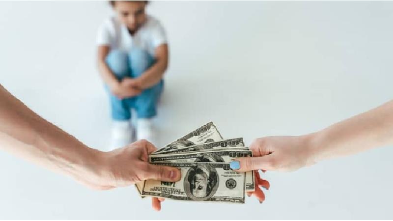 نفقه فرزند را تا کی باید پرداخت کرد؟ چقدر است؟