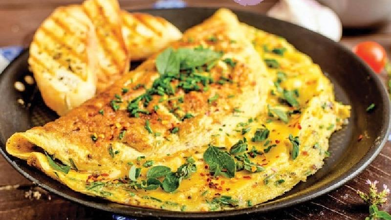 طرز تهیه 4 املت خاص برای پذیرانی در مهمانی صبحانه