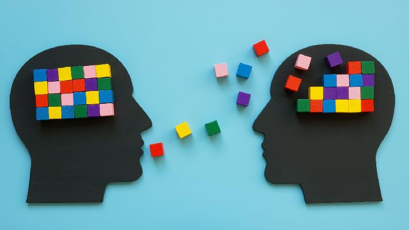 چگونه ارتباطات مؤثری با دیگران برقرار کنیم؟