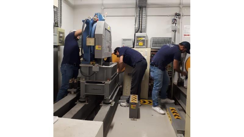 اهمیت نگهداری و تعمیرات منظم موتور آسانسور