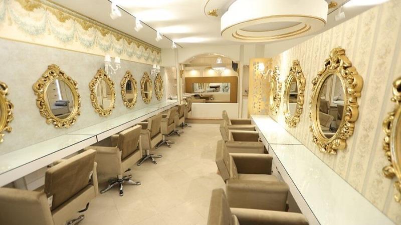 کلینیک زیبایی یا آرایشگاه زنانه کدام سود بیشتری دارد؟