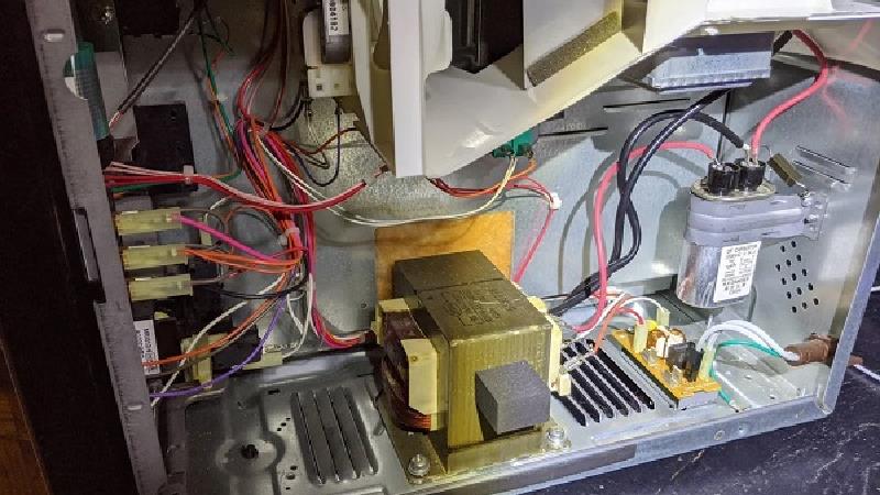 علت سوختن دیود مایکروفر