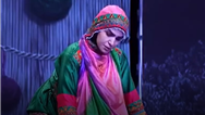 فاطمه رادمنش در مرحله دوم برنامه عصر جدید نقش زنی با شوهر افغانستانی را بازی کرد