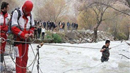 فیلمی حیرت‌انگیز از عملیات جستجو برای یافتن یک زن در رودخانه هراز
