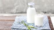 آیا شیر برای استحکام استخوان مفید است یا مضر
