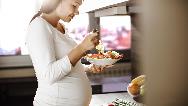 تغذیه در بارداری؛ مهمترین نکاتی که باید رعایت کنید