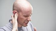 ترشحات گوش نشانه چیست؛ توضیح یک متخصص