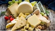 خوردن پنیر چه خاصیت هایی دارد؛ از کنترل وزن تا فشار خون