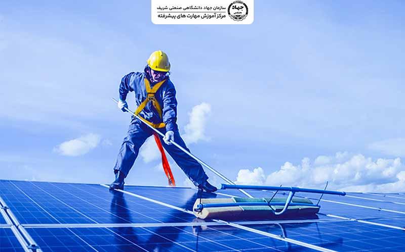 نصب صفحات انرژی خورشیدی