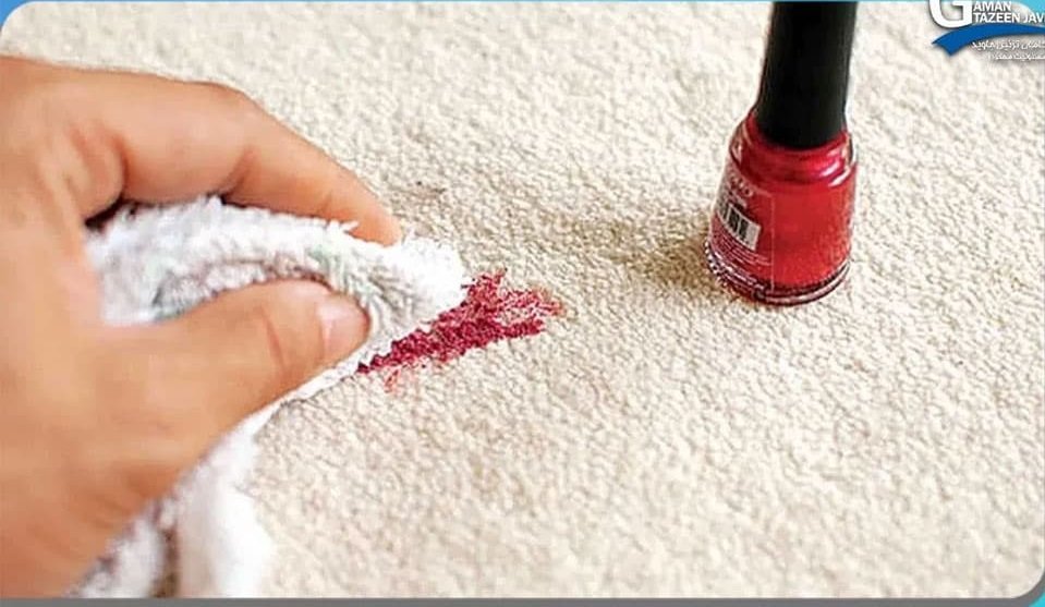 پاک کردن لکه خون از روی موکت